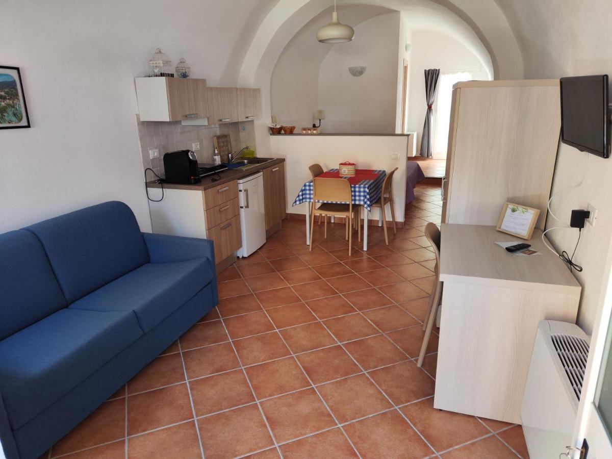 Hotel Il Gelsomino à Carrodano Inferiore Extérieur photo