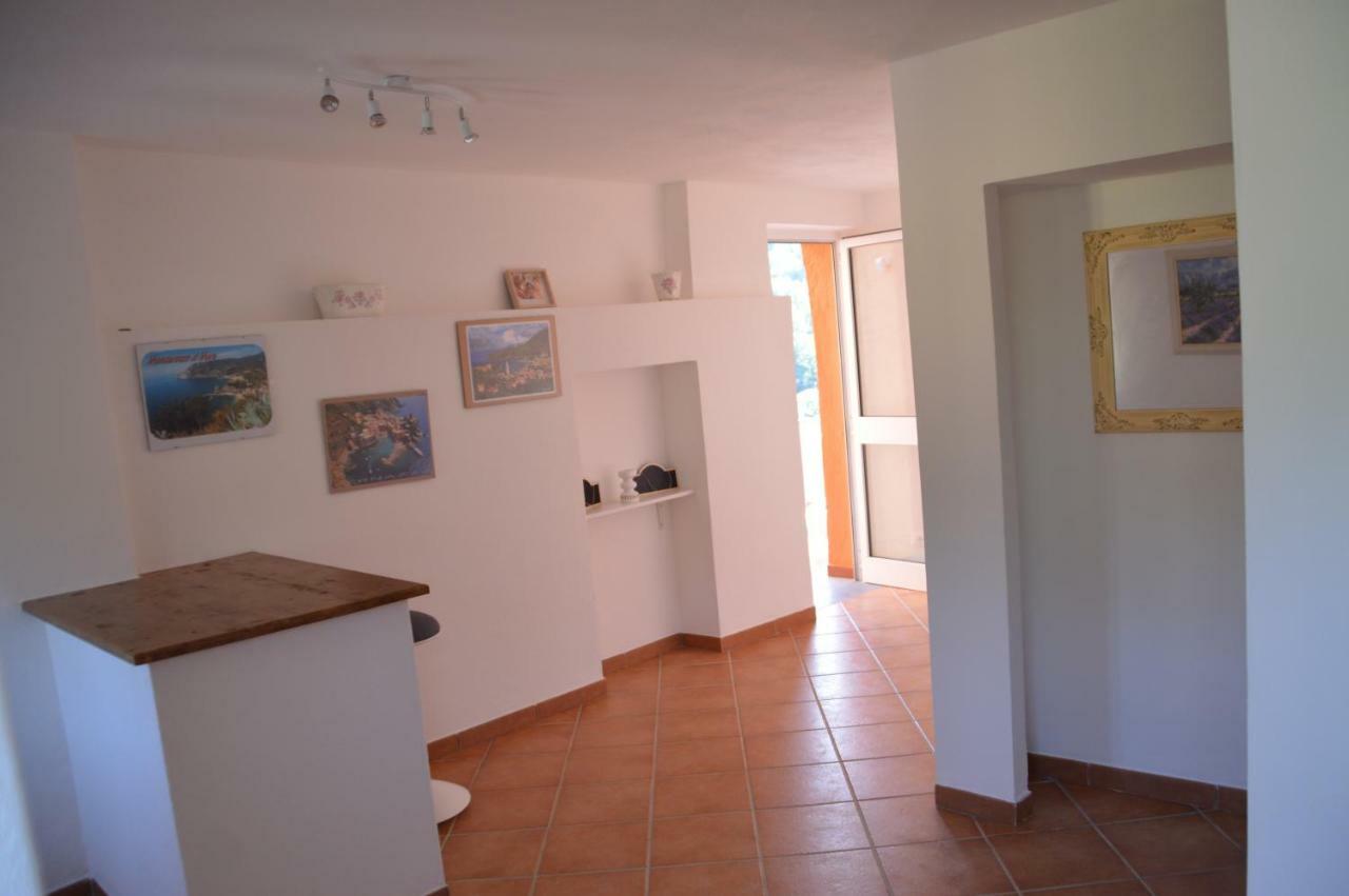 Hotel Il Gelsomino à Carrodano Inferiore Extérieur photo