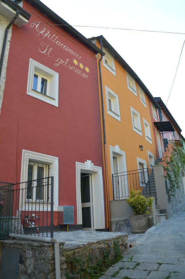 Hotel Il Gelsomino à Carrodano Inferiore Extérieur photo
