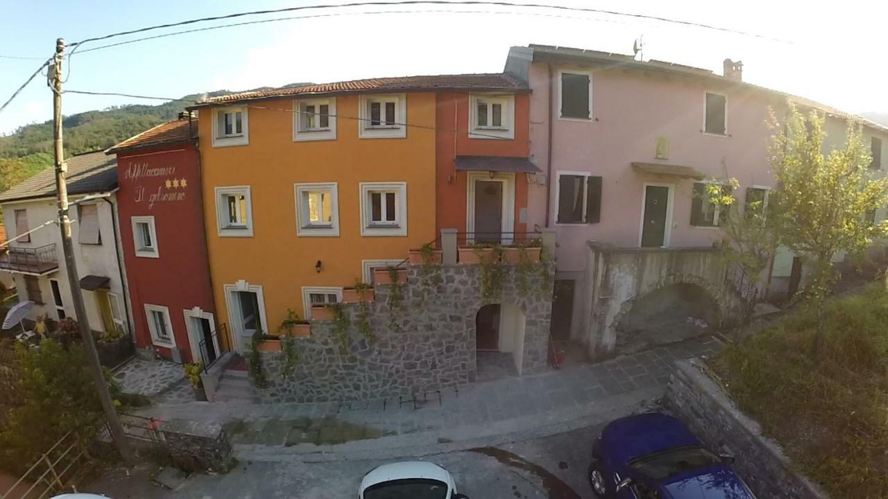 Hotel Il Gelsomino à Carrodano Inferiore Extérieur photo