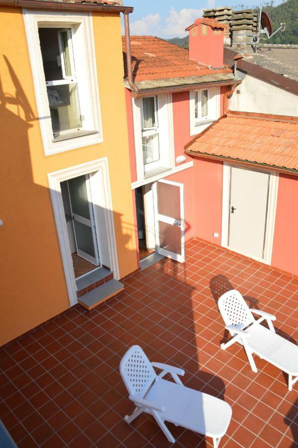 Hotel Il Gelsomino à Carrodano Inferiore Extérieur photo