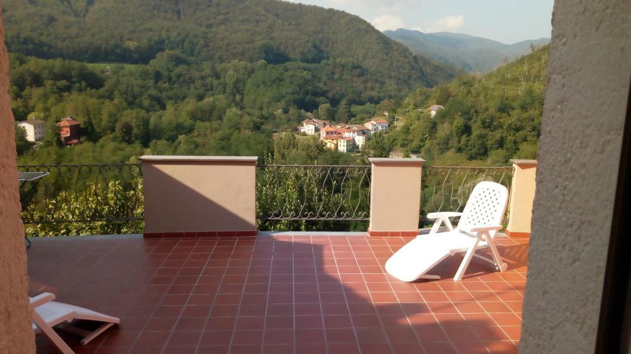 Hotel Il Gelsomino à Carrodano Inferiore Extérieur photo